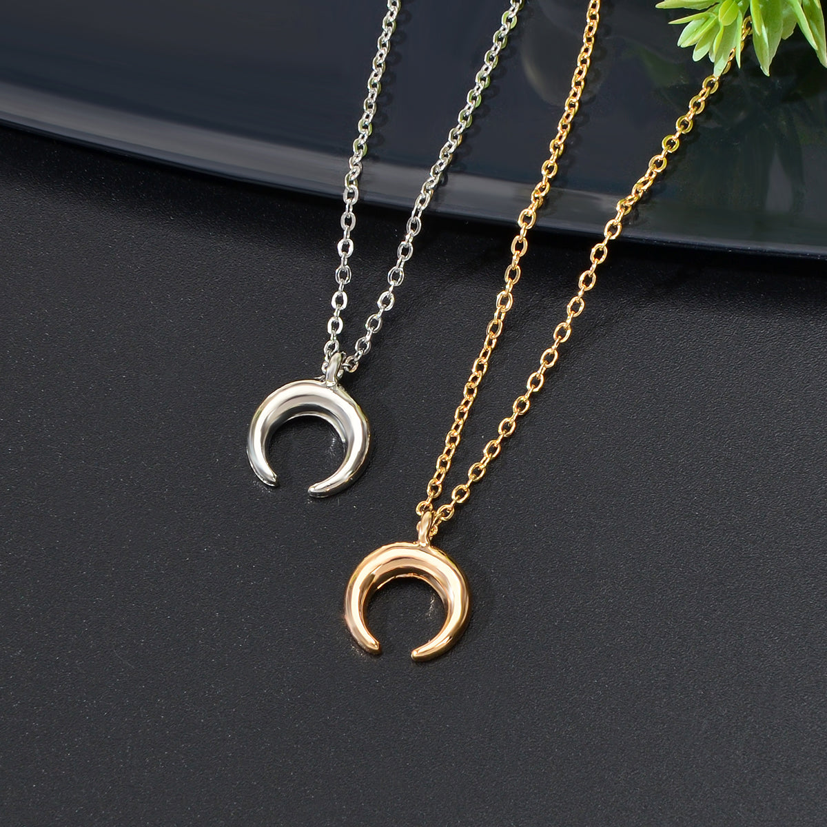 Mystical Crescent Moon Pendant Necklace Embrace Lunar Beauty Jewelry Party Gift