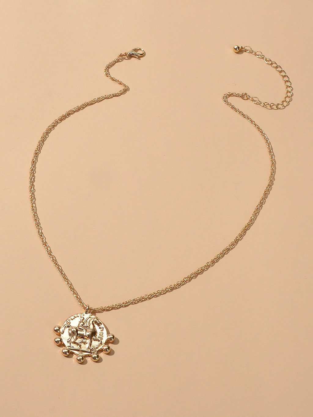 Gold Chain Carved Riding Horse Round Pendant Trendy Necklace Fashion Jewellery