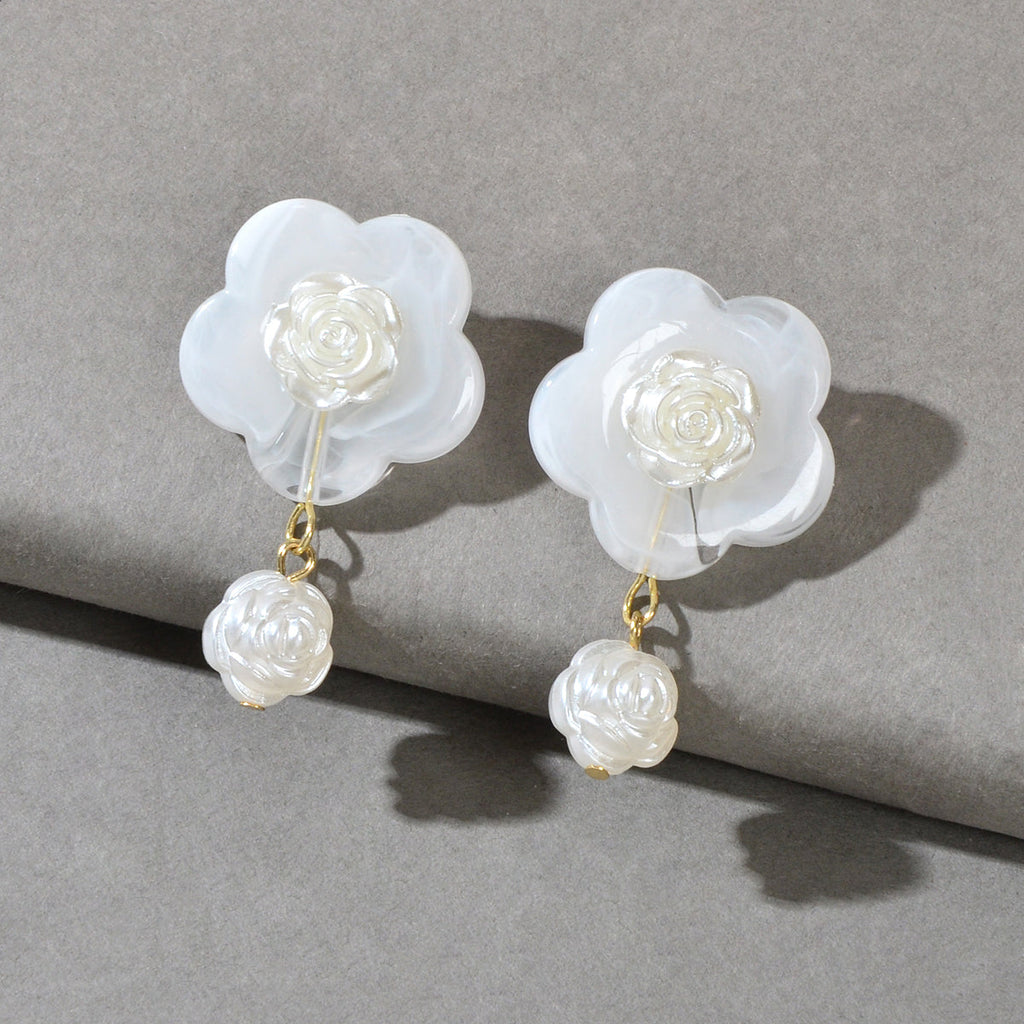 White Resin Flower Daisy Dance Party Gifts Dangle Daily Wearable Women Earrings-0