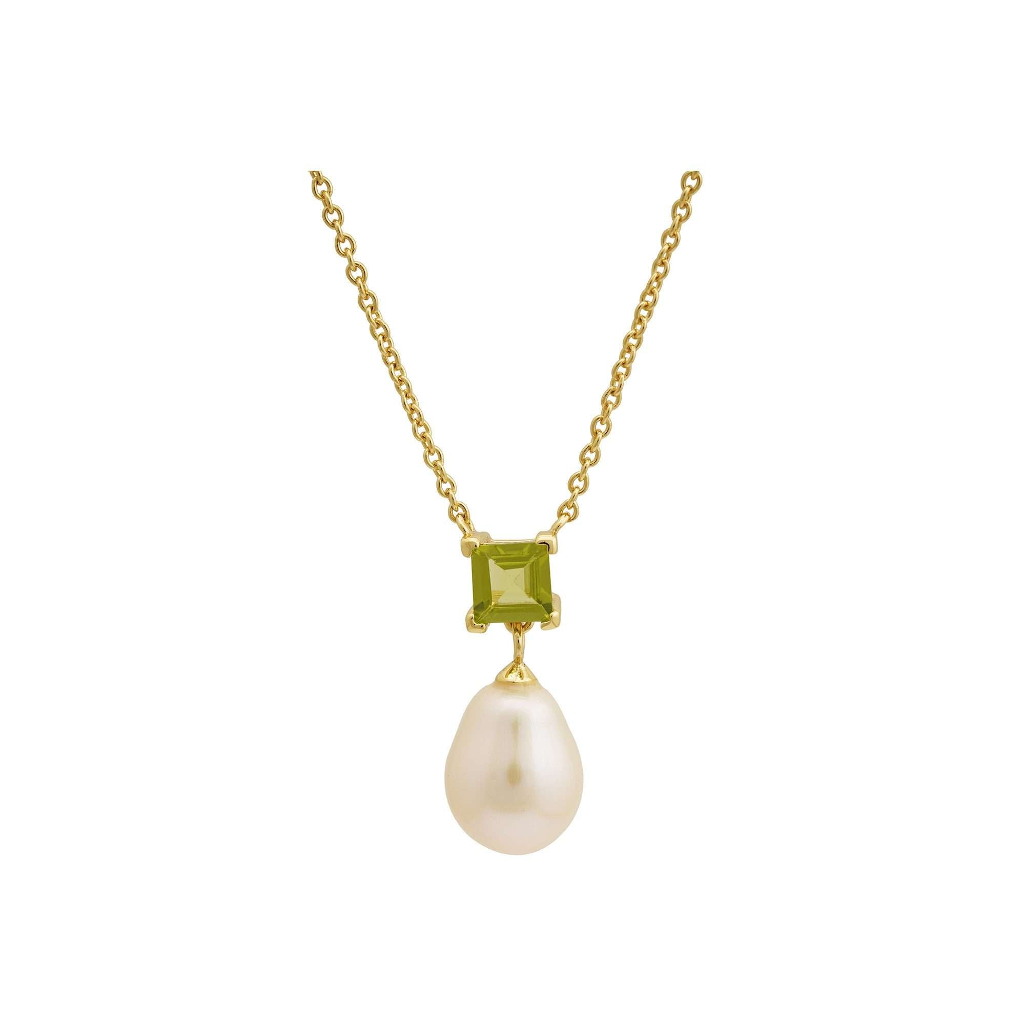 5 MM Peridot Stone & 9 - 9.5 MM Freshwater Pearl Venice Pendant in 24 CT Gold Plated Silver 925 Setting